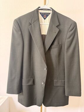 Tommy Hilfiger Blazer 40S Gray Sport Coat Tailored Dillard’s Classic Mens Jacket